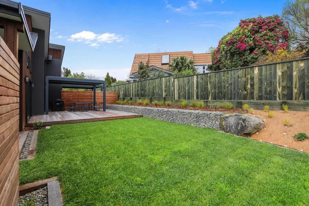 Holiday home Serenity On Sophia Rotorua New Zealand